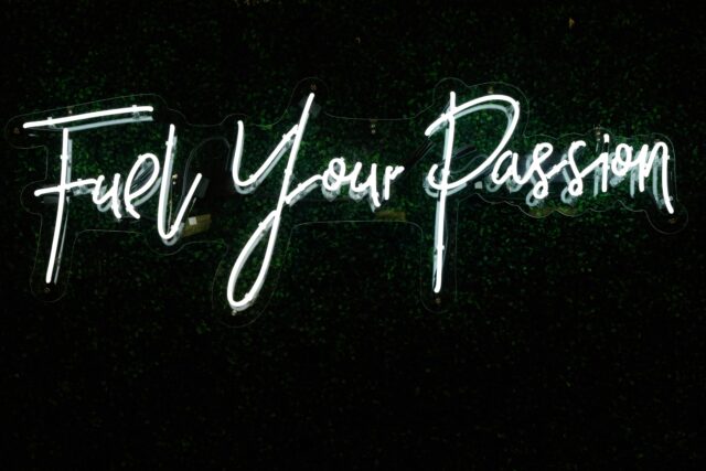 https://meerakiminds.com/wp-content/uploads/2024/09/randalyn-hill-Z1HXJQ2aWIA-unsplash-640x427.jpg